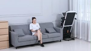 Treadmill Listrik Rumah Lipat Mewah: Peralatan Kebugaran Dalam Ruangan Multi-Fungsional