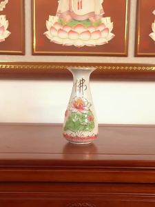 SXH  Pasu Buddha Pelega Botol Pemurnian Air Teratai Seramik Buddha Gubahan Bunga Depan Pasu Dewan Buddha Hiasan Rumah Bekalan Buddha