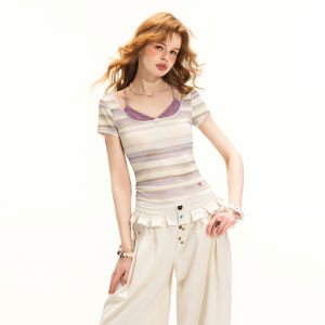 Unifree | U-neck Lace-spliced Body-hugging T-Shirt for Teen Girls