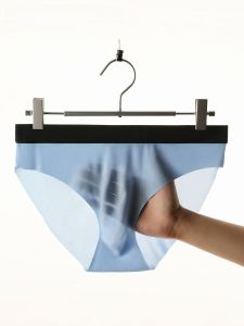 3D Punch Men Underwear Ice Silk Underwear Mens Briefs Summer Ultra-Thin Underpants Sports Breathable Underpants