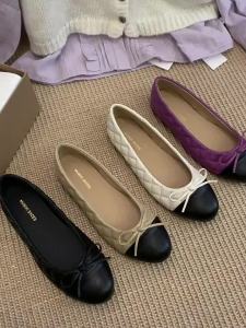 Ballet Style Flat Shoe with Bow