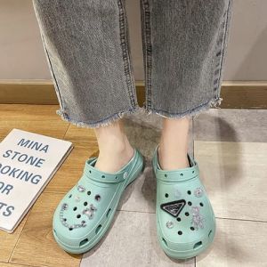 QJshop กำลังมาแรง รองเท้าแฟชั่นหัวโต มีสายรัดส้น พร้อมตัวการ์ตูนสามารถติดได้ตามตำแหน่งที่ตัวเองชอบได้เองเลยจิ้มในตะกร้า