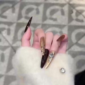 10pcs/Set False Nails With Rhinestones Tips Fake Nails Art Wearing Decoration Nail Manicure DIY Press On Full Cover Nails Plates