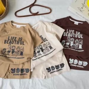 SweetKids พร้อมส่งจากกทม🌸ชุดเซทเด็กฤดูร้อน🍓เสื้อยืดแขนสั้นพิมพ์ลายน่ารักกางเกงขาสั้น สองชิ้น สไตล์เกาหลี เหมาะสำหรับเด็กชายและเด็กหญิง