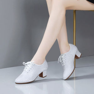 2025 New Latin Dance Shoes Soft Bottom Modern Waltz Dancing Shoes for Women Adult Square Dancing Shoes Fashionable Satin up