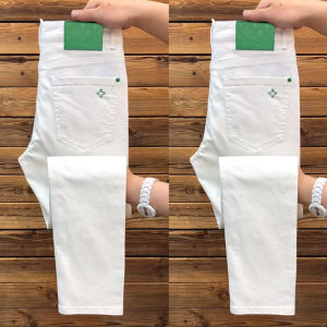กางเกงยีนส์ทรงสลิมฟิตสีขาวสำหรับผู้ชาย กางเกงขายาวทรงหลวมสบาย ๆ ระบายอากาศได้ดี ทรงเข้ารูป กางเกงขายาวลำลอง
