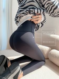 กางเกงโยคะทรงหลวมพิมพ์ลายฉลามสำหรับผู้หญิง กางเกงขายาวทรงเข้ารูปหนา ขนแกะ ผ้าไนลอน ฤดูใบไม้ร่วง/ฤดูหนาว กางเกงโยคะทรงบาร์บี้