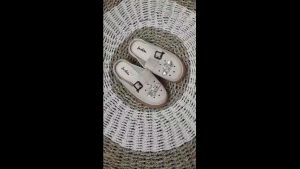 Sandal Bustong Wanita Jibbitz Rantai Sandal Sepatu Wanita Import Terbaru Sendal Jelly Wanita Tebal Anti Slip