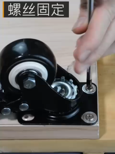 EH-PUC040 PU CASTOR SWIVEL-BLACK