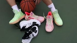 XUNDD Basketball Shoes: Comfortable, Breathable & Non-Slip Men's Sneakers