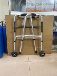 Khung Tập Đi Hợp Kim Nhôm Siêu Nhẹ Cao Cấp - Hỗ Trợ Người Già Phục Hồi Chức Năng - Hàng Nhập Khẩu