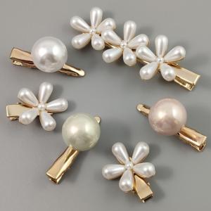 Fashionable Pearl Five-Petal Flower Duckbill Hair Clip Versatile Hair Accessories for Updos Bangs Styling Ladies Choice