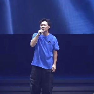 Loose Cotton Short Sleeve round Neck Eason T-shirt Couple Matching Casual Wear All Seasons Hong Kong Concert Tour Souvenir