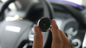 Parfum Mobil Jepit Kisi-Kisi AC Jam