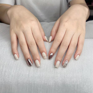 Handmade Nail Art Wearable False Nails White Enhancing New Year Collection Premium Feel Short Square Shape Nail Tips