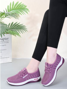 Beijing Ladies Flat Bottom Breathable Cloth Shoes Summer Anti-slip Soft Bottom Hollow out Design Comfortable Mom Shoes
