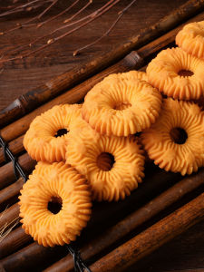 Vanilla Flavor Biscuits: Perfect Snacks for Children & Office Leisure