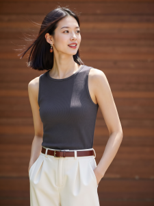 Basic House | Summer Slim-fit Sleeveless Vest