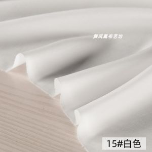 ผ้าคอตตอนผสมน้ำตาลปิ้งสีพื้นสไตล์จีน ผ้าบางนุ่ม สัมผัสกับผิวได้ ไม่มียืดหยุ่น ผ้าคอตตอนในเสื้อผ้า ผ้าดีไซน์เนอร์