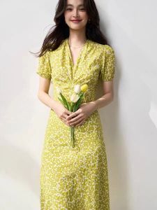 French Tea Break Platycodon Grandiflorum Yellow Floral V Neck Dress Female 2024 Summer Xintongqin Elegant Hepburn Style Long Dress