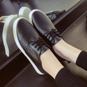 Autumn New Style Versatile Ladies Soft Bottom White Sneakers Breathable Womens Shoes Casual Low Top Cross Laced Canvas Shoes