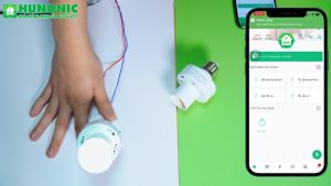 Đui đèn thông minh điều khiển từ xa Hunonic