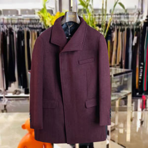 เสื้อโค้ทผ้าขนสัตว์ผสมขนสัตว์ 50% สำหรับผู้ชาย สีแดงวินเทจ สไตล์ลำลอง สไตล์ฤดูใบไม้ร่วงและฤดูหนาว ปกป้องความร้อนได้ดี