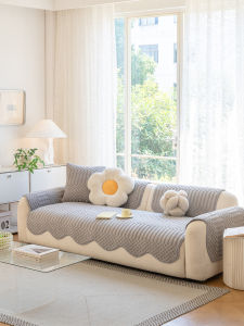 Yem | Irregular Shape Comfortable Velvet Sofa Cushion