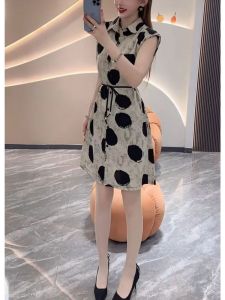 เสื้อเชิ้ตแขนยาวทรงหลวมสไตล์เกาหลีสำหรับผู้หญิงในช่วงฤดูร้อนปี 2024 ผ้าโพลีเอสเตอร์พิมพ์ลายดอกไม้ กระดุมข้างเดียวหลายตัว