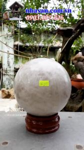 Quả cầu thạch anh trắng QC1293 - Con đường dẫn đến sự thông tuệ - Nặng 6kg (ĐK: 16cm) - Vật phẩm phong thủy để bàn