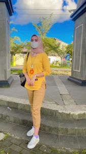 Kaos Promo 100 Ribu Dapat 3 Motif Polos Wanita Lengan 7/8 Kekinian Import