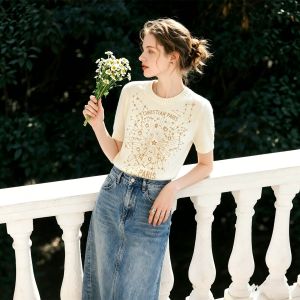 puella | Chic Weight-loss Knitted Top with Star Embroidery and Dazzle