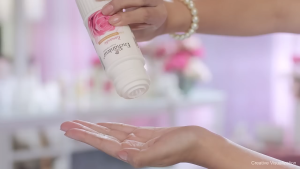 Enchanteur Perfume Talc Charming Romantic Stunning Alluring125ML