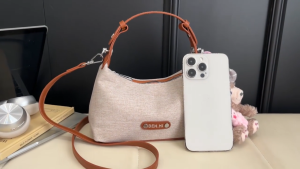 [BISA COD] 3119 Tas Beh Free Paper Bag + Tag Label + Gantungan Tas Selempang Wanita Fashion