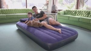 DINOTOYS INTEX 64756 Kasur Angin Dura Beam High Airbed Single Series Blue Ukuran 76x191x25cm Kasur Portable High Quality Maksimal 120kg Kami Jual Kolam Renang Anak Pelampung Bayi Anak Peralatan Bayi