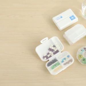 Mini Medicine Box with Three Meals a Day Portable Pill Storage Box Sealed and Moisture-proof Three Compartment Medicine Box