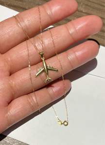 PAWNABLE 18K Saudi Fine Tauco Chain(thin)with 18K Saudi Gold Airplane Pendant(open back)