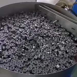 100pcs 304 Stainless Steel 8-18mm Shaft C Type External Circlip Bearing Retaining Clip Snap Ring Washer Assortment Kit