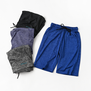 Sporty Loose Fit Thin Elastic Childrens Shorts for Boys And Girls Suitable for PE Class Five-Quarter Length Polyester Blend