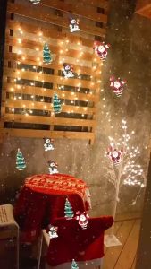HOME BEST 1pcs Santa Claus Cap Chair Cover Christmas Dinner Table Party Red Hat Xmas Decoration Home Decor 红色无纺布圣诞椅子套餐桌装饰