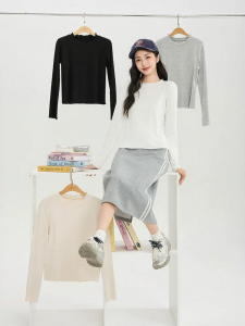 SANFU | New Autumn T-shirt Stylish Slim-fit Embroidered Border Crew Neck