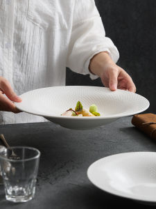 French Style White Ceramic Dish Deep Soup Plate Western Dinnerware Pasta Plate High Aesthetic Value Straw Hat Plate Premium Dessert Plate