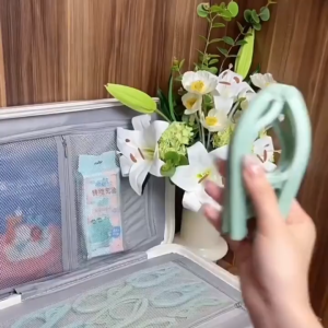 Travel Portable Folding Hanger for Clothes Foldable Magic Clothes Hanger