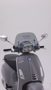 VESPA l FLYSCREEN l กระจกบังลมสั้น สี Smoke SPRINT 2014 - 2024