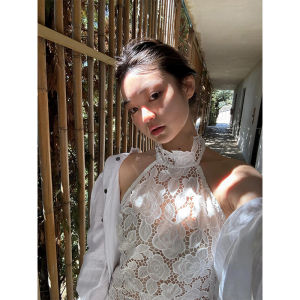 ชุดเดรสยาวปานกลางผ้าลูกไม้ปักสไตล์ฝรั่งเศสสำหรับผู้หญิงในฤดูร้อน ชุดราตรีคอวีแขนกุด กระโปรงทรงเอ ชุดทำงานสไตล์เกาหลี