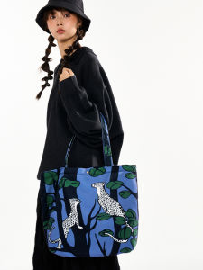 Large Capacity Canvas Shoulder Bag Womens Retro Print Tote Bag Student After-school Bag Casual Leisure Handbag Polyester Fiber