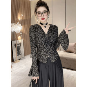Korean Style Long Sleeve Leopard Print Shirt Womens Slim Fit Cross Design Top V-Neck Polyester Fabric Fashionable Autumn New Arrival