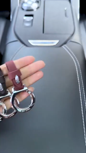 Móc khóa ô tô cao cấp YALIS – Hợp kim không gỉ & da thật siêu bền thiết kế sang trọng tiện dụng -  Beautify 4U