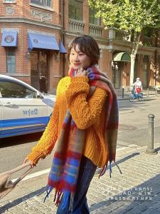 ผ้าพันคอสีสันสดใสสำหรับฤดูหนาวปี 2024 ผ้าขนสัตว์ผสมลายสก็อตสำหรับผู้หญิง เสื้อผ้าแฟชั่นฤดูหนาว หมวก ถุงมือ ผ้าคลุมไหล่