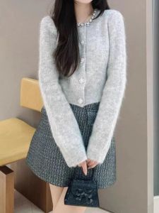 Sweet Style Womens Knitted Cardigan Coat round Neck Long Sleeve Cashmere Wool Blend Spring Fashion DBNY Quality Single Button Closure